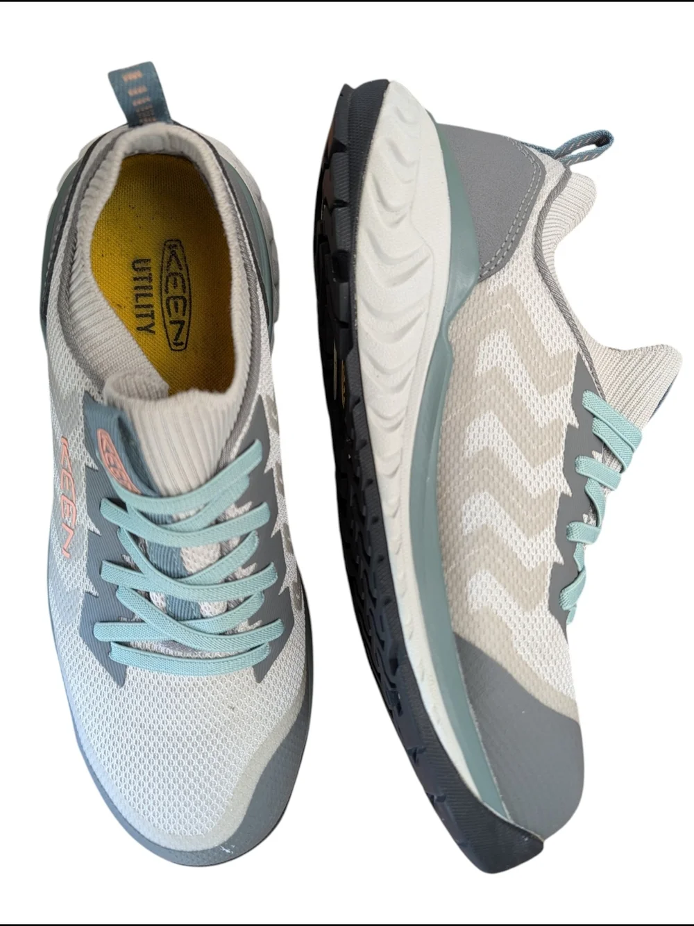 Keen Women's Light Gray and Teal Athletic Sneaker